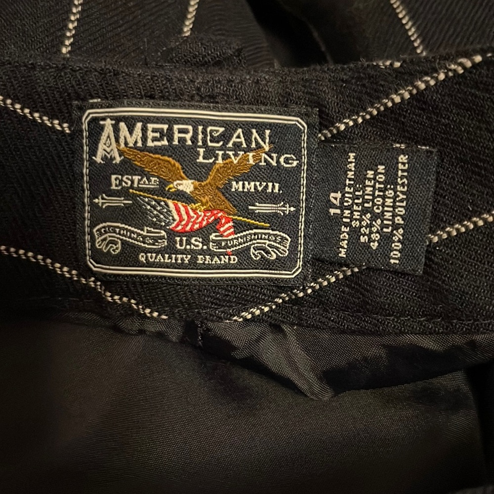 Linen navy blue pin stripe pants.